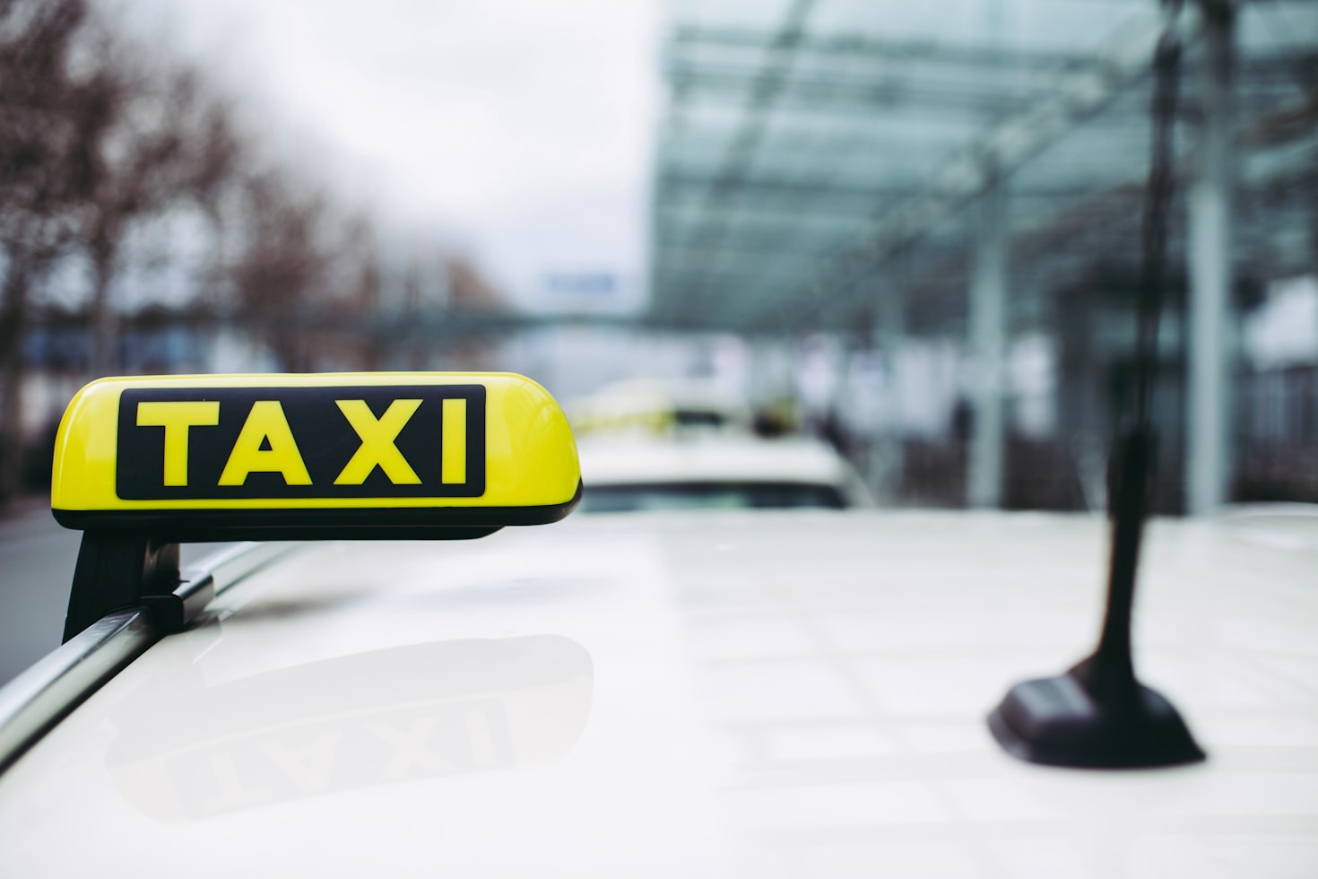 Exploring Tring with Reliable Taxi Services