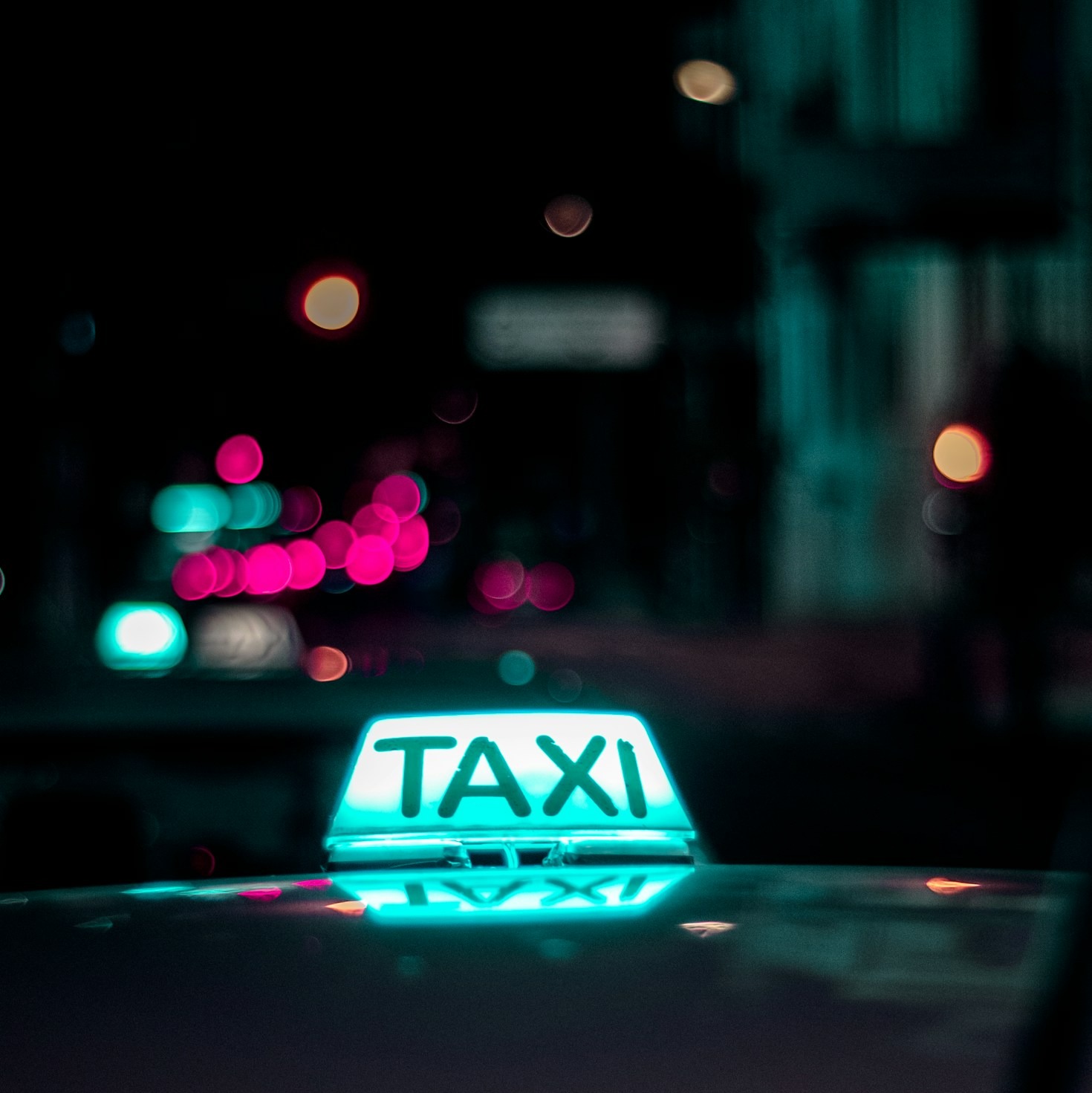 Top Reasons to Use Excel Taxis in Berkhamsted